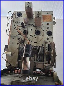 CAPEHART VINTAGE TUBE RADIO, AS IS, For Parts Or Repair Only