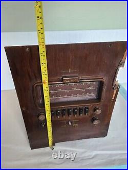 CAPEHART VINTAGE TUBE RADIO, AS IS, For Parts Or Repair Only