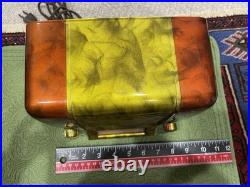 Clarion Vintage Tube Radio, Beautiful Two Tone Green Swirl (catalin like)