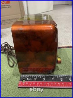 Clarion Vintage Tube Radio, Beautiful Two Tone Green Swirl (catalin like)