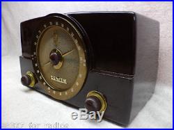 Classic Vintage Zenith Model G725 AM/FM Tube Radio-RESTORED