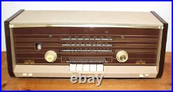 Clean Working Vintage Philips Norelco B4X12A/54 Tube Radio, Lights Work Clean Working Vintage Philips Norelco B4X12A/54 Tube Radio, Lights Work