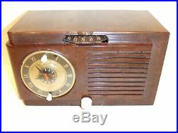 Completely Restored 1953 Vintage GE Model 514 Tube Working AM Clock Radio