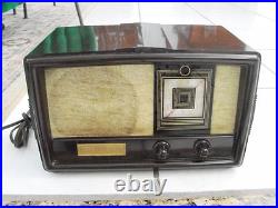 Constellation Model 1135 Bakelite Tube Radio Vintage Works No Back Cover