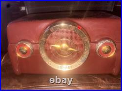 Crosley 10-138 vintage Maroon tabletop tube radio 1950s