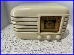 Crosley Bakelite Vintage Tube Radio Model 56TW / powers On But Needs Rewired