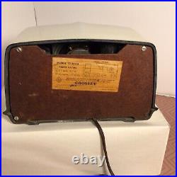 Crosley Radio model 11-100U Hums Does Not Get Stations Vintage Radio