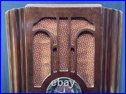 Crosley Tube Wood Tombstone Vintage Radio! Working