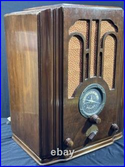 Crosley Tube Wood Tombstone Vintage Radio! Working