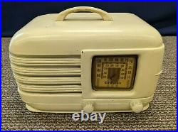 Crosley Vintage Tube Radio Model 11 White Working Broadcast 11AH 1940s Bakelite