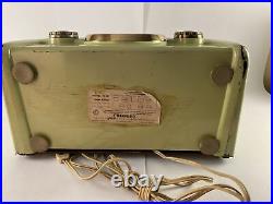 Crosley model 10-137 Bakelite radio tube vintage