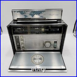 E1 Zenith Solid State Trans Oceanic Royal D7000 11 Band Radio Vintage 1968-1971