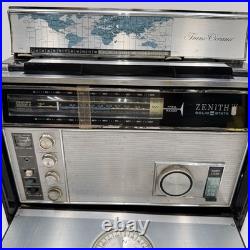 E1 Zenith Solid State Trans Oceanic Royal D7000 11 Band Radio Vintage 1968-1971