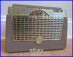 Extremely rare TUBE RADIO vintage 1954 WESTINGHOUSE H-4114P portable beige NICE