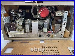 FOR PARTS Vintage Grundig Wood Tube Radio model 101-U AM/FM