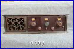 FRESHMAN MASTERPIECE Built In Speaker NICE vintage tube radio