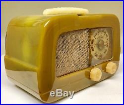 Fada #711 Dip Top Catalin Bakelite 1946 vintage vacuum tube radio- WORKING