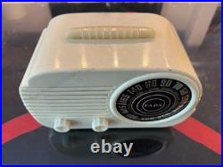 Fada Radio Vintage Cloud 845 Nice Works, Read Descrip, See Pictures
