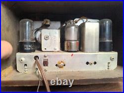 Fada Vintage Wood Tube Table Radio Model 52 Broadcast Police SuperHeterodyne