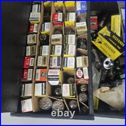 Full Untouched Vintage Sylvania Electronic Tubes TV Radio Serviceman Case