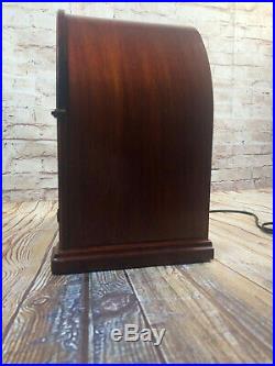GE vtg tube art deco wood weneer cabinet laqouer finish am fm radio circa1971