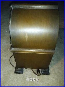 GORGEOUS RCA MODEL 120 CATHEDRAL VINTAGE ANTIQUE TUBE RADIO 1930s