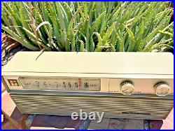 Gilligan's Island Radio Packard Bell AR-851 AM 8 Retro Vintage Working (LISTEN!)