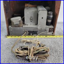 Gloritone Cathedral Tube Radio Vintage 1930's Screen Grid AM Wooden NOT Working