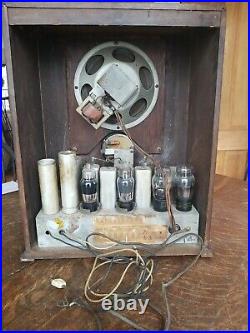 HTF Vintage American Bosch Model 450 Around The Globe Tombstone Radio