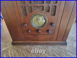 HTF Vtg Silvertone Model 1850 AM/SW Battery Operated Skyscraper Tombstone Radio HTF Vtg Silvertone Model 1850 AM/SW Battery Operated Skyscraper Tombstone Radio