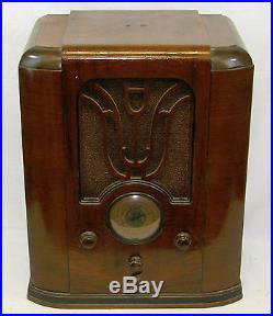 Huge Vintage Art Deco Grunow Living Tone Model 750 Tombstone Tube Radio