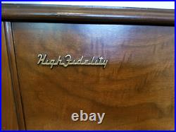 High fidelity Vintage Philips 263-2 Radio Record Player Console Made in Canada