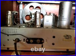 High fidelity Vintage Philips 263-2 Radio Record Player Console Made in Canada