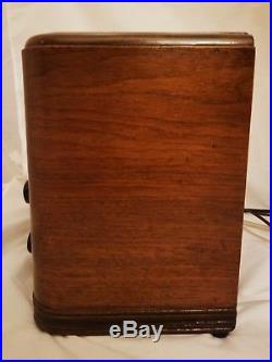 L@@k! Rare Vintage 1936 Remler Wooden Radio Model 34 in Working Condition