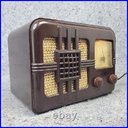 Lyric Tube Radio 546T Bakelite Tabletop AM 1940's Vintage Brown RARE Working