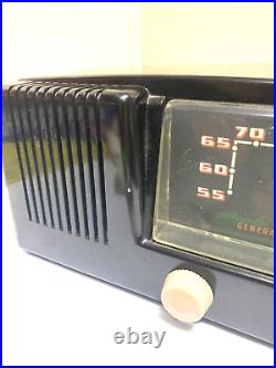 MCM VTG General Electric GE AM Bakelite Tube Radio Model # 412 Art Deco PROP