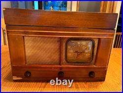 Majestic 7YR752 Tube Radio, Phonograph, & Wire Recorder, Vintage 1947, Rare