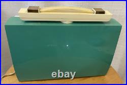 Mid Century Functional Philco Portable Teal Vintage Tube Radio (USA, 1960) Mid Century Functional Philco Portable Teal Vintage Tube Radio (USA, 1960)