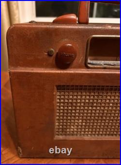 Montgomery Ward Airline 14BR-573A Vintage Portable Tube Radio Untested