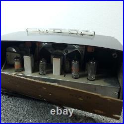 Motorola 52X Tube Radio AM Walnut Bakelite Vintage 1952 Tabletop Tested Working