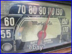 Motorola Battery Saver wood tube radio bakelite knobs vintage RARE & BEAUTIFUL