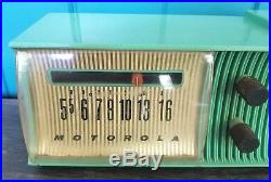 Motorola Model 57H3A Vintage Aqua/Green AM Tube Radio Working Well No Cracks