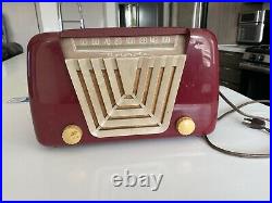 Motorola Model 68x Vintage Radio