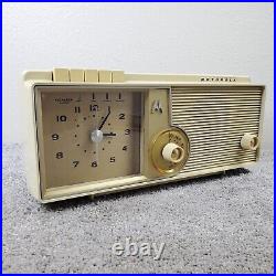 Motorola Model C5W Tube Radio Clock AM Pushbutton White 1960's Vintage MCM Works