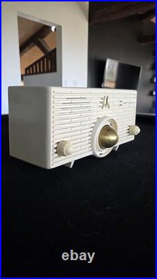 Motorola TURBINE Bakelite Radio MK56H RARE MCM DECO PLASKON VINTAGE TUBE Motorola TURBINE Bakelite Radio MK56H RARE MCM DECO PLASKON VINTAGE TUBE