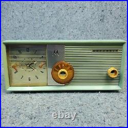 Motorola Tube Radio Clock 5C15BW Telechron Vintage 1960's MCM Blue White Works