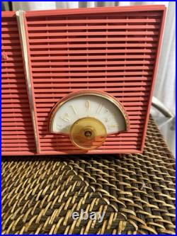NICE Vintage Philco Twin Speaker Coral Mid Century Tube Radio H836-124 RARE