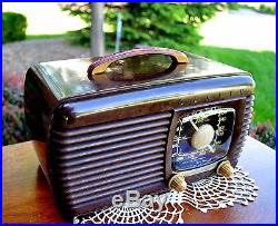 Near MINT RESTORED Antique Vintage ZENITH 5D610 Bakelite Tube Radio Works Great
