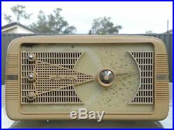 Nice Clean 1956 Vintage Astor Special Fivecream Oz 5-valve Tube Radio, Working