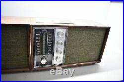 Nice Vintage Beautiful Clean 1963 RCA Victor Model 4RC96 Tube Stereo Radio USA